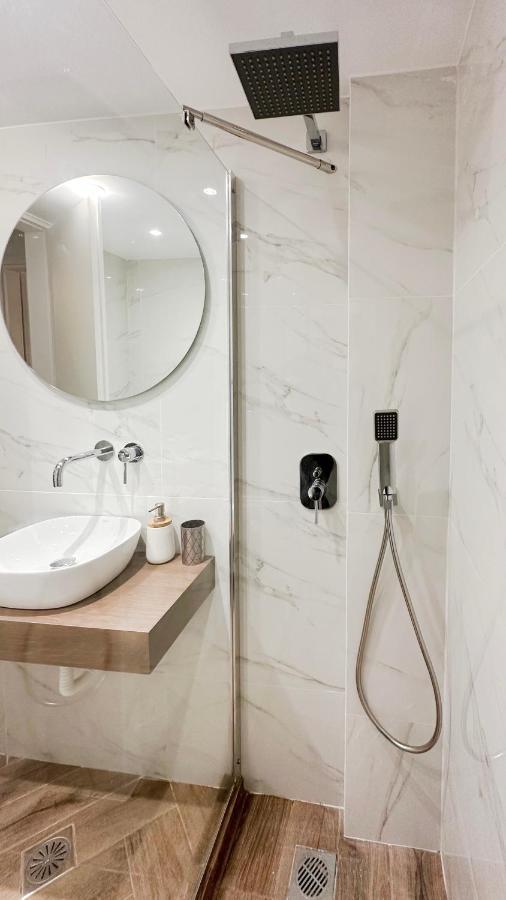 Valtetsiou Central 50Sqm Apt In Athens 아파트 외부 사진